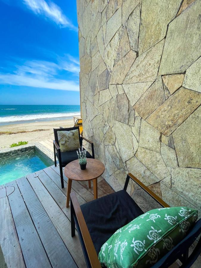 Diem Vichayito Beachfront Eco-Luxury Екстериор снимка
