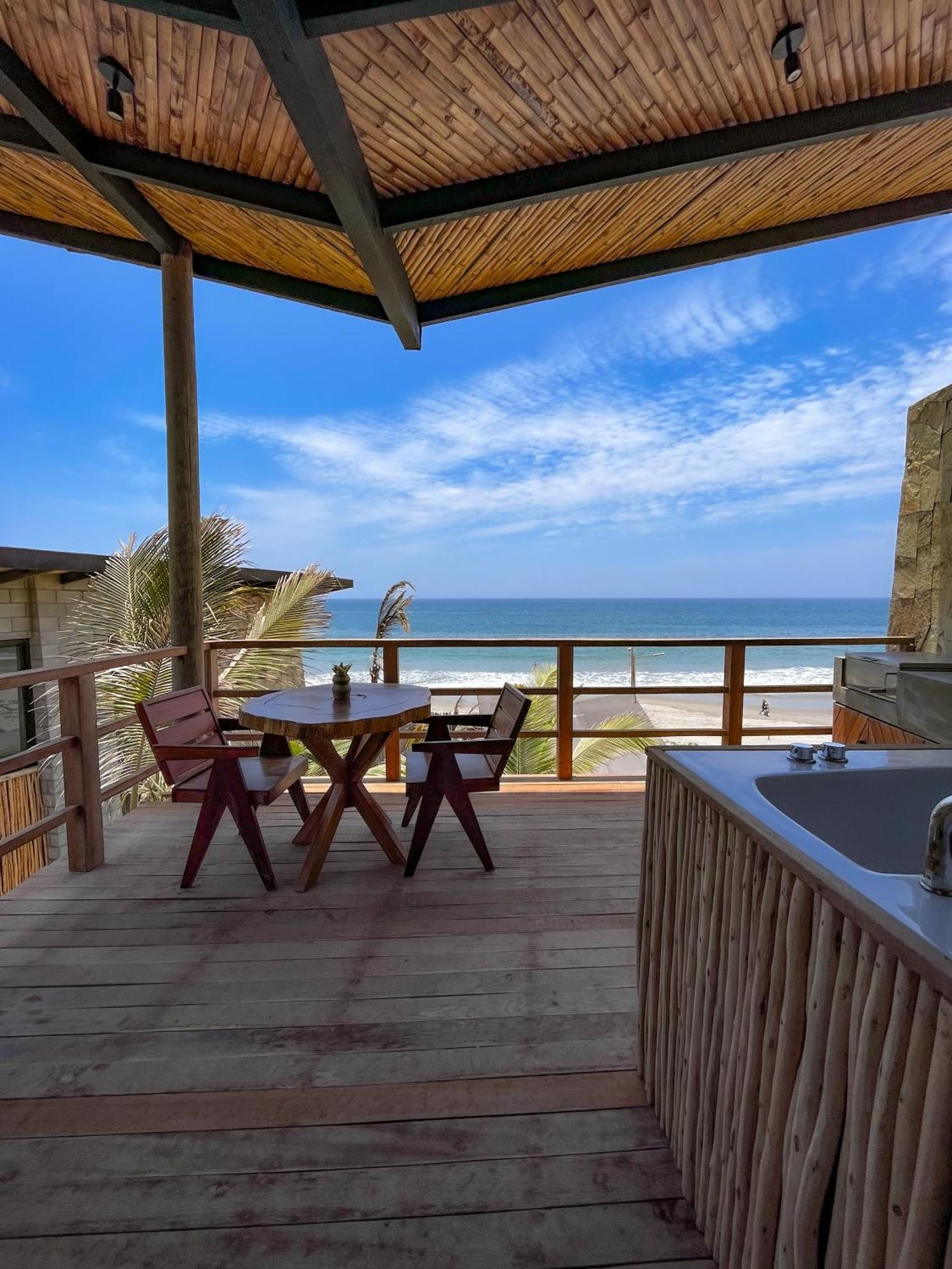 Diem Vichayito Beachfront Eco-Luxury Екстериор снимка