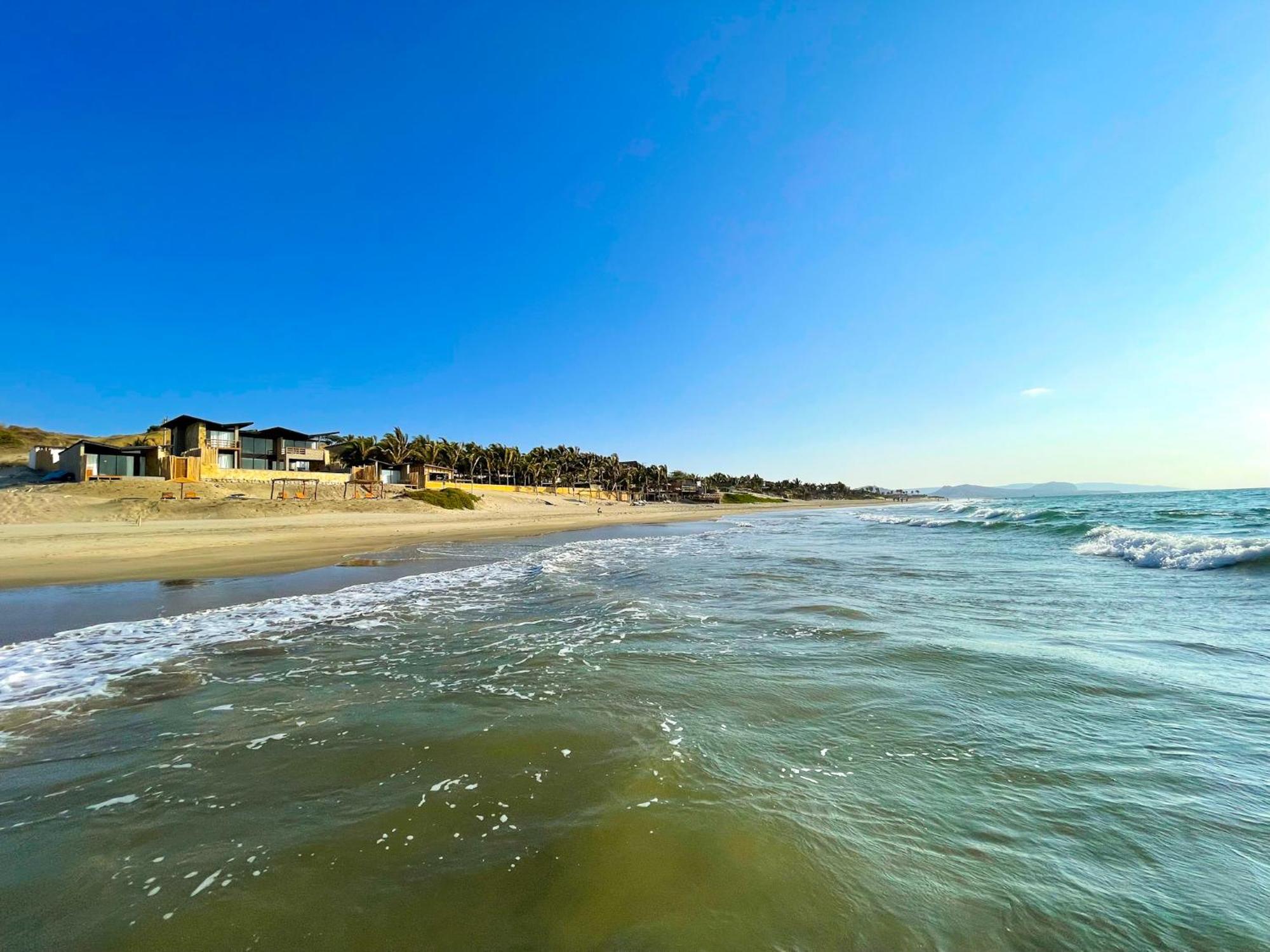 Diem Vichayito Beachfront Eco-Luxury Екстериор снимка