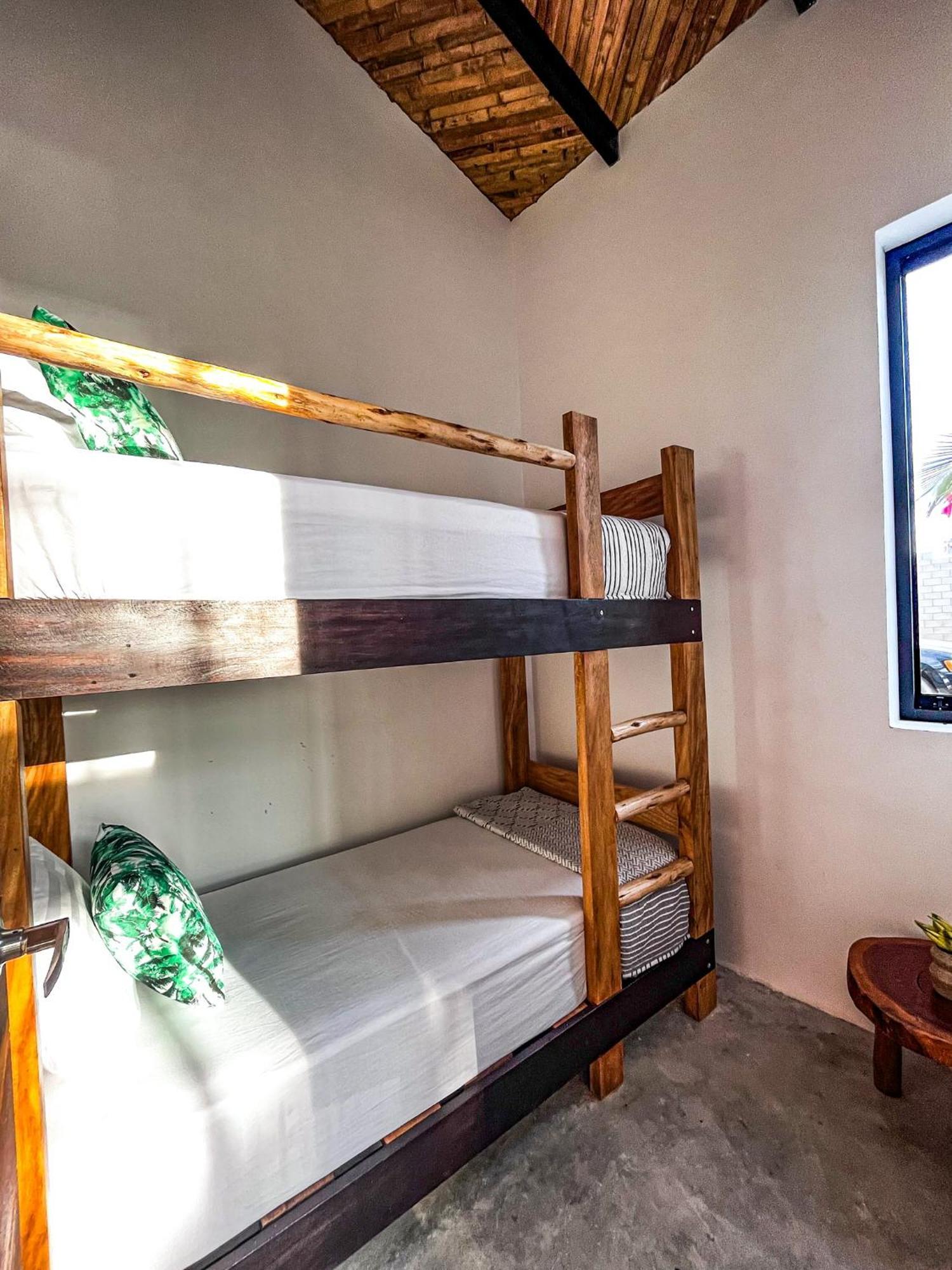 Diem Vichayito Beachfront Eco-Luxury Екстериор снимка