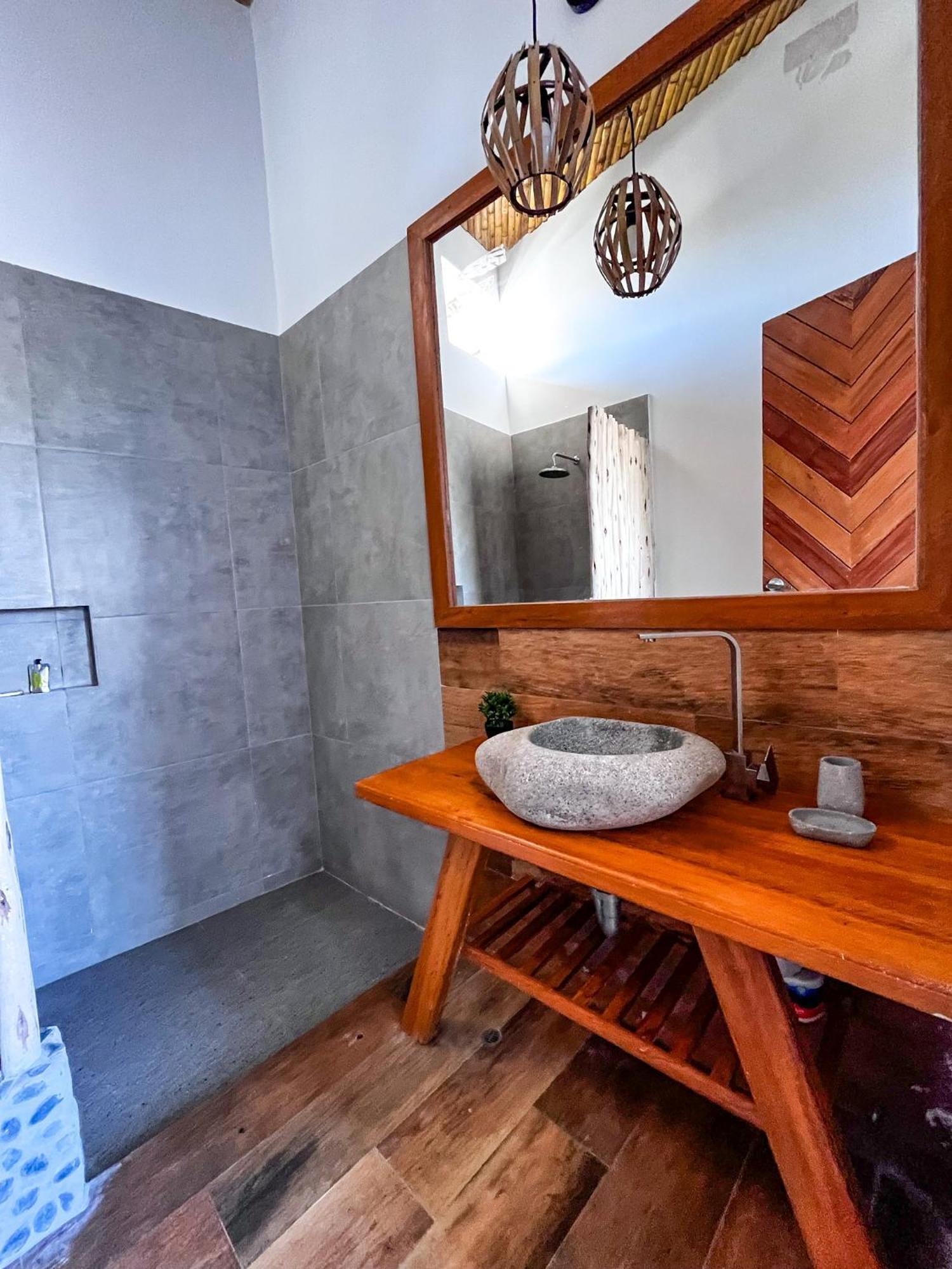 Diem Vichayito Beachfront Eco-Luxury Екстериор снимка