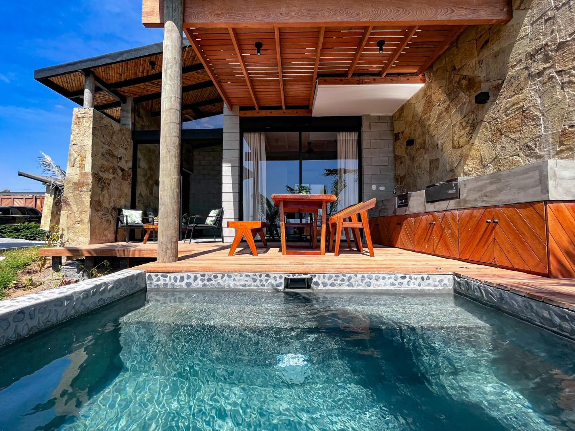 Diem Vichayito Beachfront Eco-Luxury Екстериор снимка