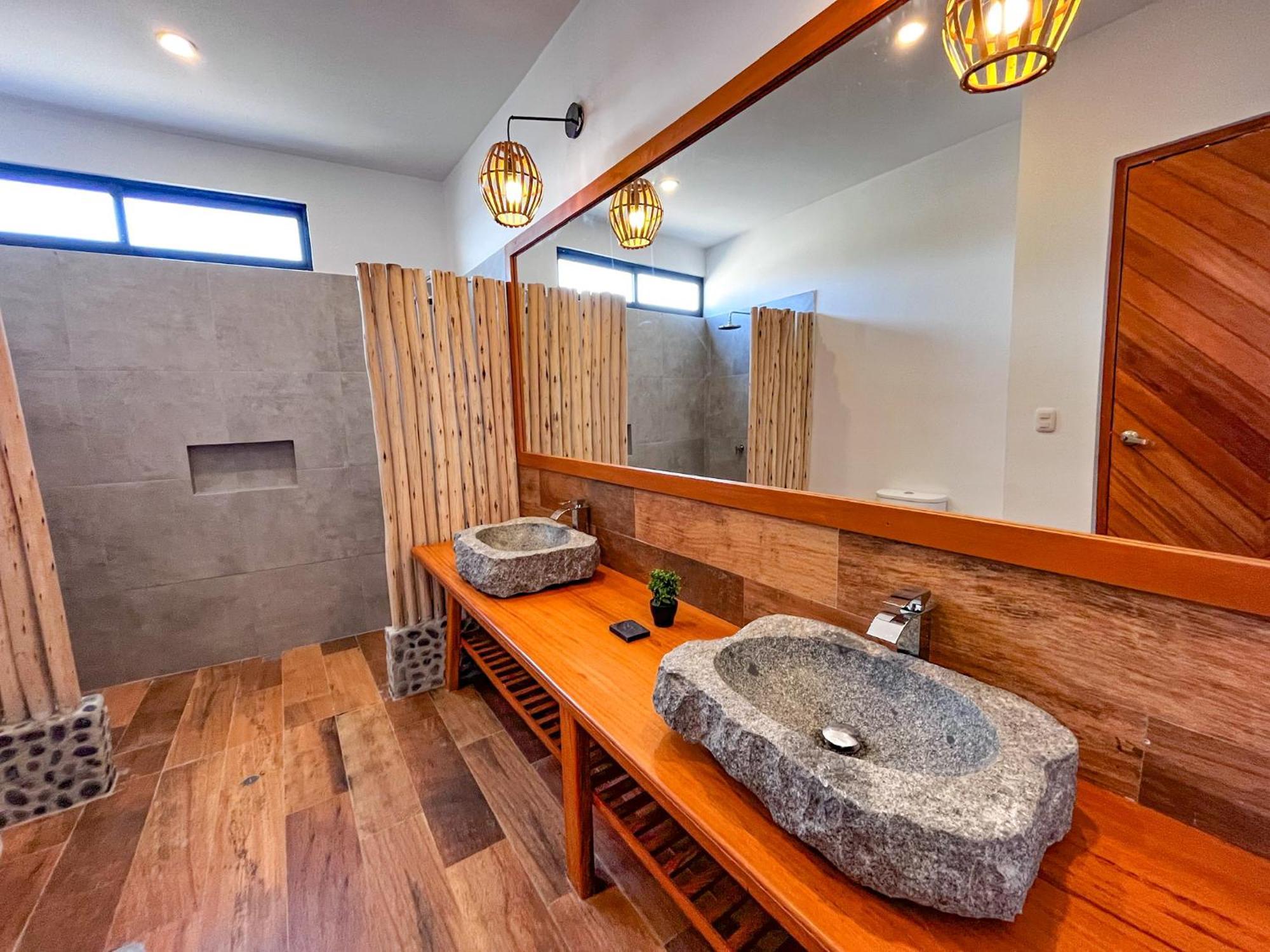 Diem Vichayito Beachfront Eco-Luxury Екстериор снимка