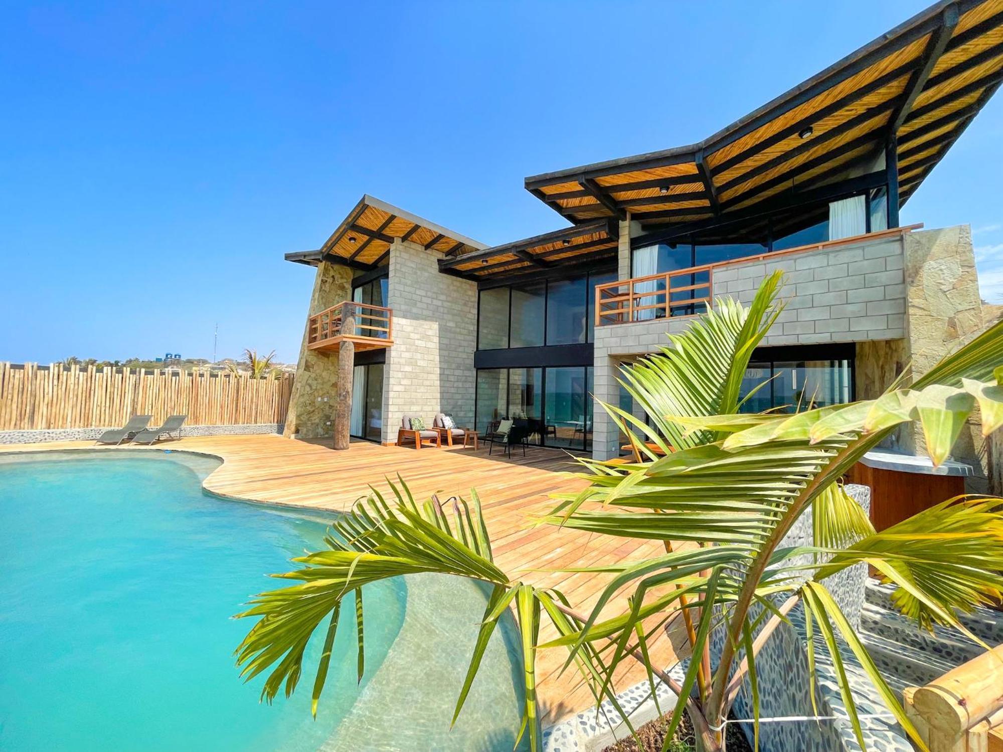 Diem Vichayito Beachfront Eco-Luxury Стая снимка