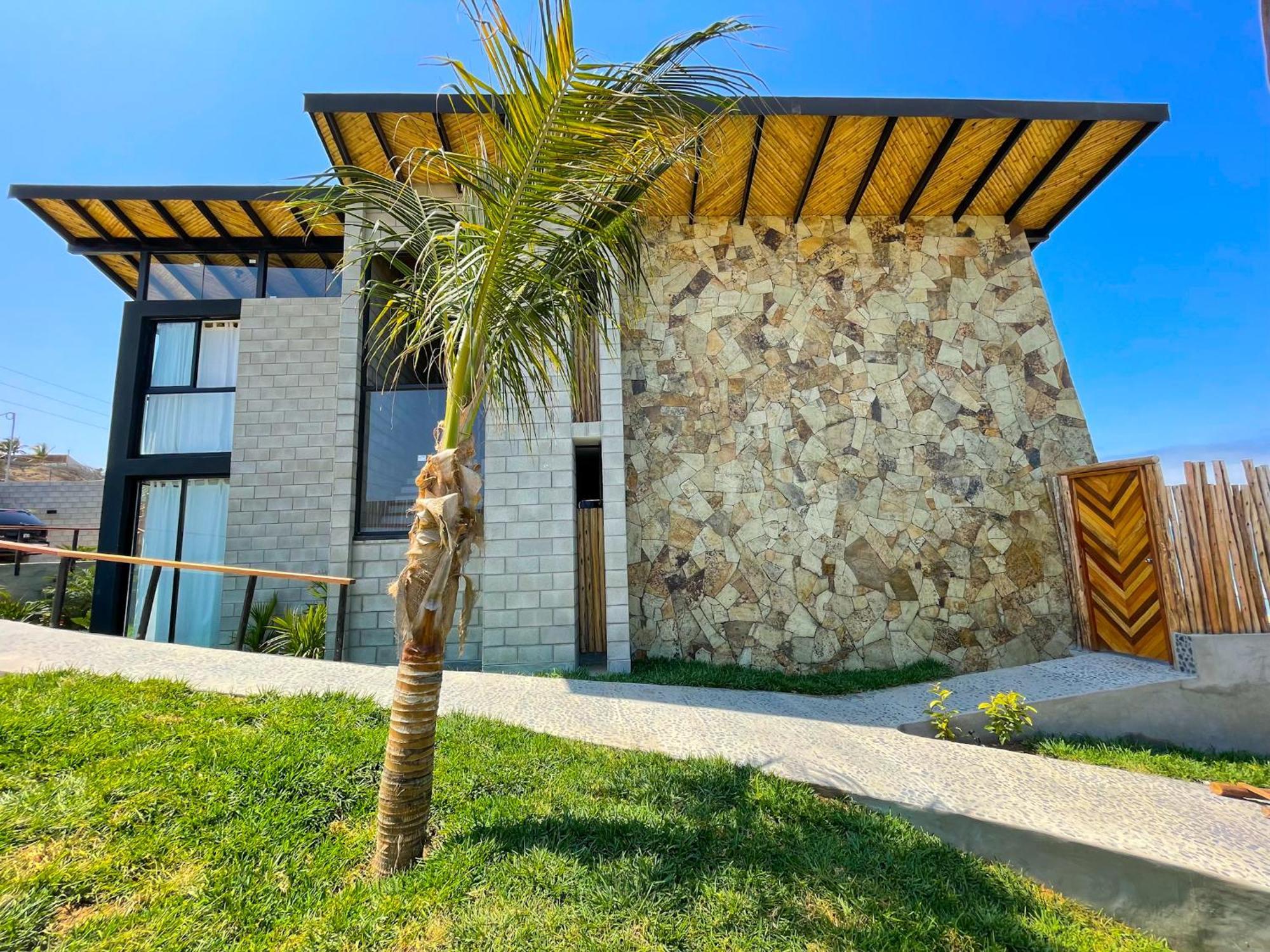 Diem Vichayito Beachfront Eco-Luxury Стая снимка